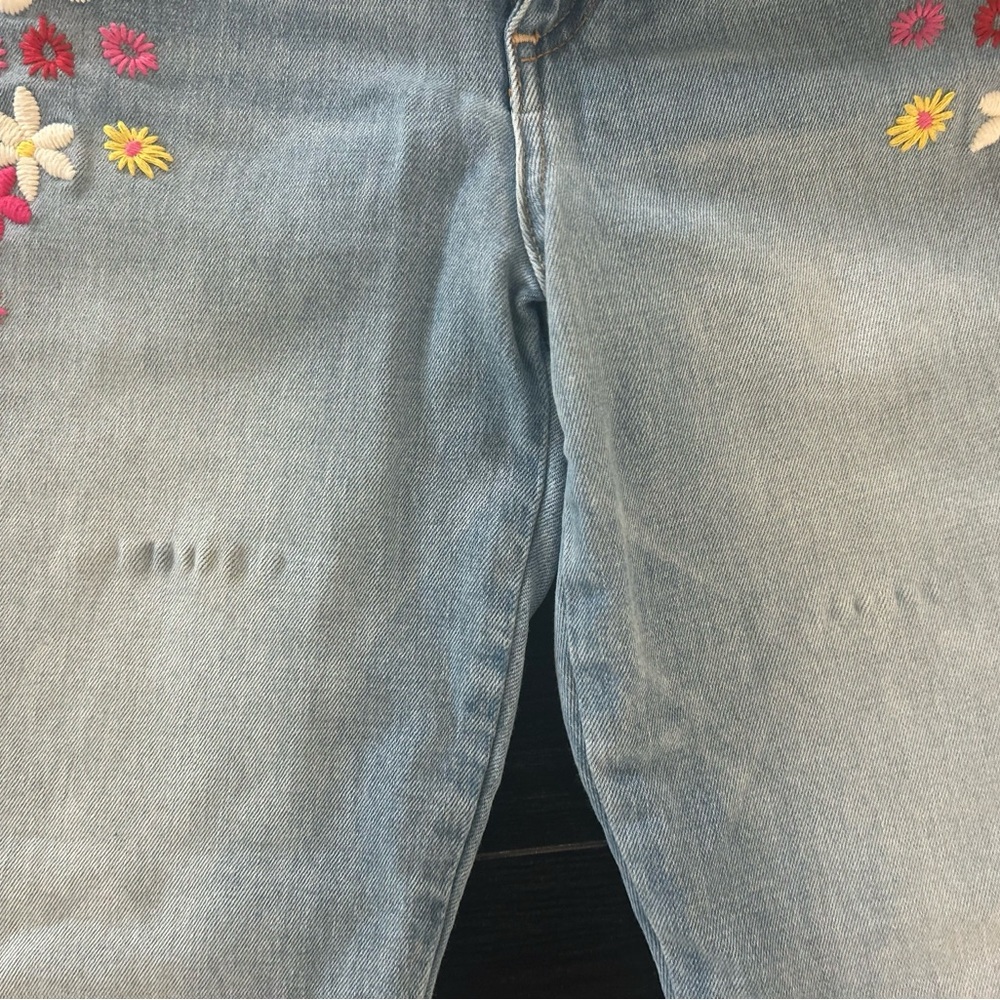 Alice + Olivia, High Wasted, Floral Embroidered Flare Jeans - Picture 7 of 13